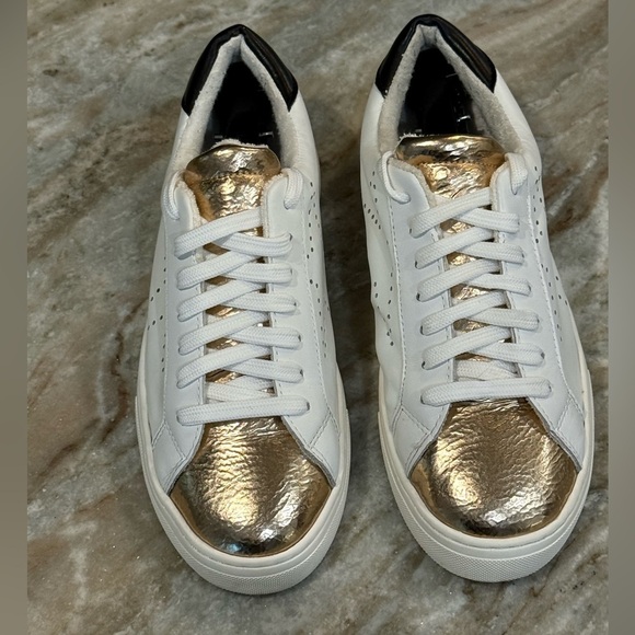 Women’s STEVE MADDEN Rezume Star sneakers- Size 7.5. - Picture 4 of 11